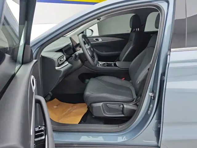 Geely Galaxy Stellar 6 — Фото автомобиля 9