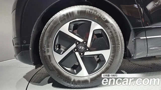 Hyundai Ioniq 9 — Фото автомобиля 5