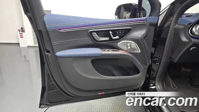 Mercedes-Benz EQS — Фото автомобиля 19