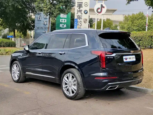Cadillac XT6 — Фото автомобиля 4