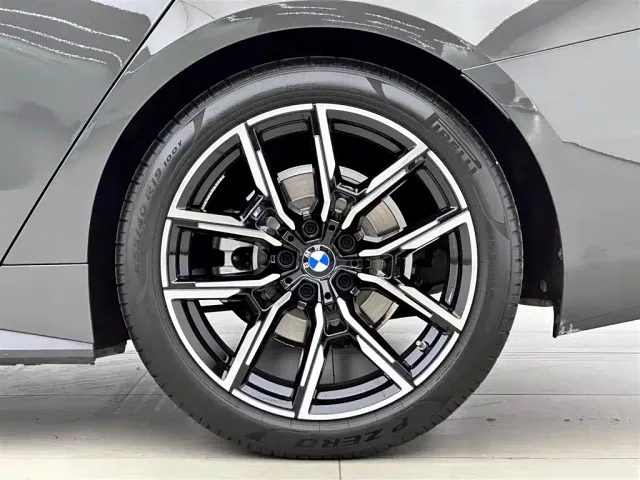 BMW 4 Series — Фото автомобиля 17