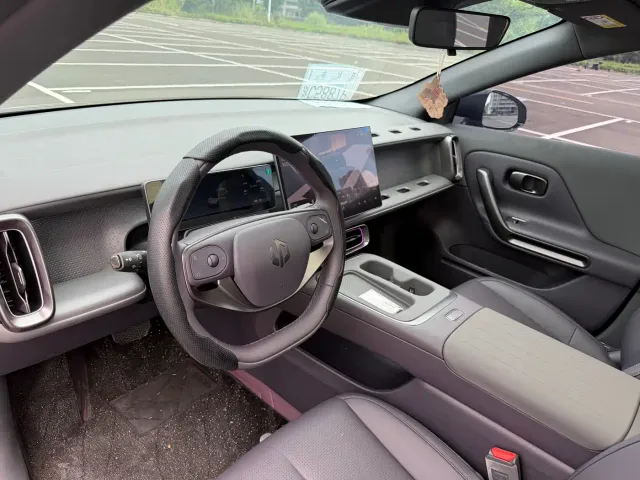 Leapmotor Lafa 5 — Фото автомобиля 6