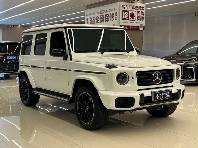 Mercedes-Benz G-Class — Фото автомобиля 3