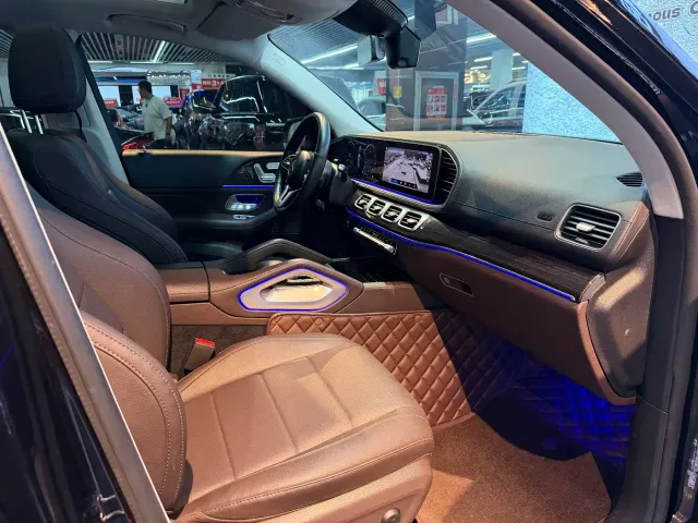 Mercedes-Benz GLE-Class — Фото автомобиля 11