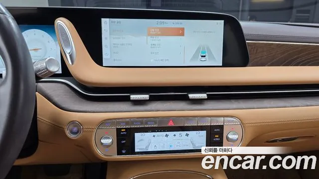 Genesis G90 Бензин 3.5 турбо AWD — Фото автомобиля 14