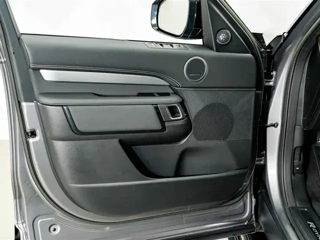 Land Rover Discovery — Фото автомобиля 17