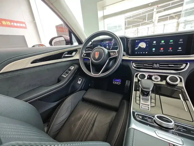 Hongqi H9 — Фото автомобиля 4