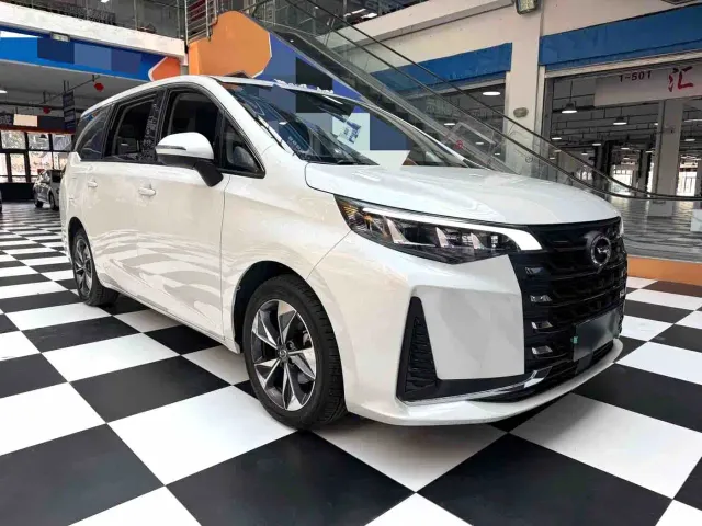 GAC Trumpchi M6 — Фото автомобиля 3