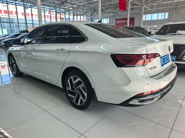 Volkswagen Sagitar — Фото автомобиля 6
