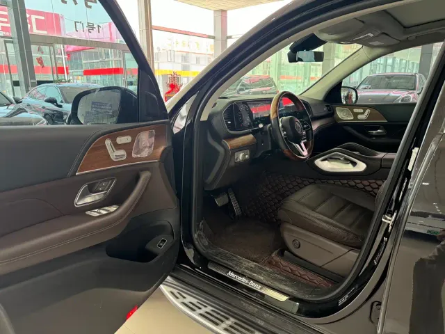 Mercedes-Benz GLS-Class — Фото автомобиля 7