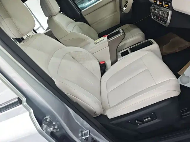 iCAR V23 — Фото автомобиля 24