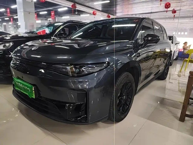 Фотография автомобиля — Leapmotor C10