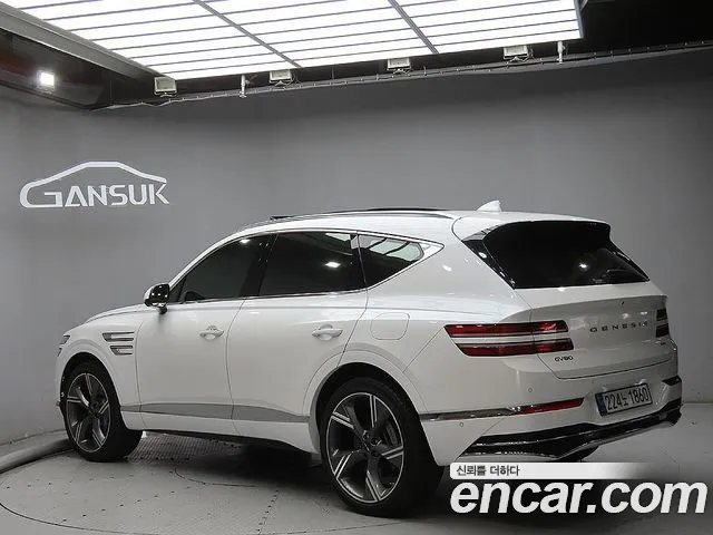 Genesis GV80 — Фото автомобиля 3