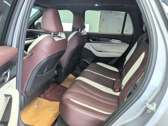 Geely Xingyue L — Фото автомобиля 11
