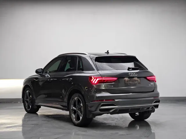 Audi Q3 — Фото автомобиля 4