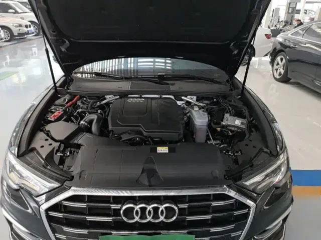 Audi A6L — Фото автомобиля 19
