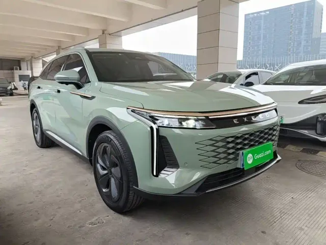 Exeed RX — Фото автомобиля 3