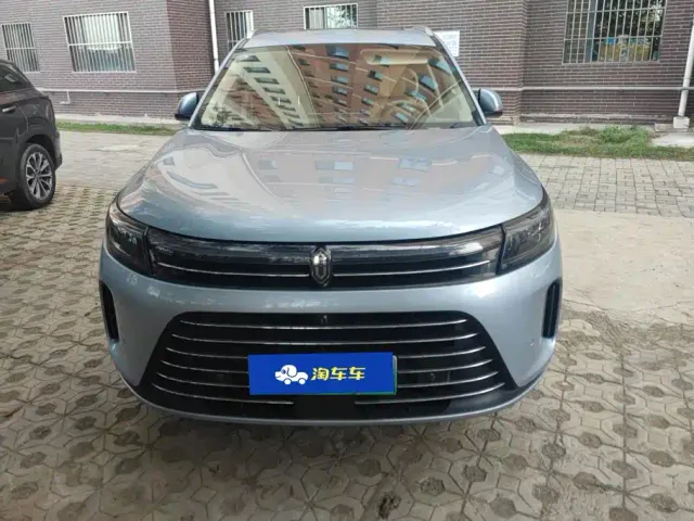 Aito M7 — Фото автомобиля 2