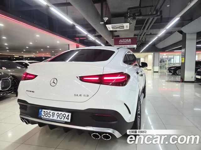 Mercedes-Benz GLE-Class — Фото автомобиля 3