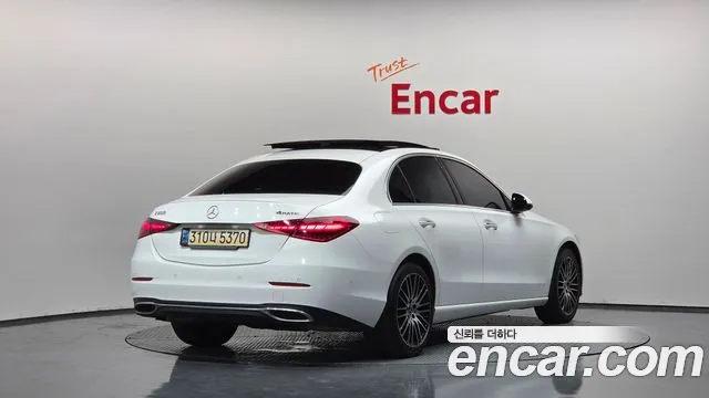 Mercedes-Benz C-Class — Фото автомобиля 2