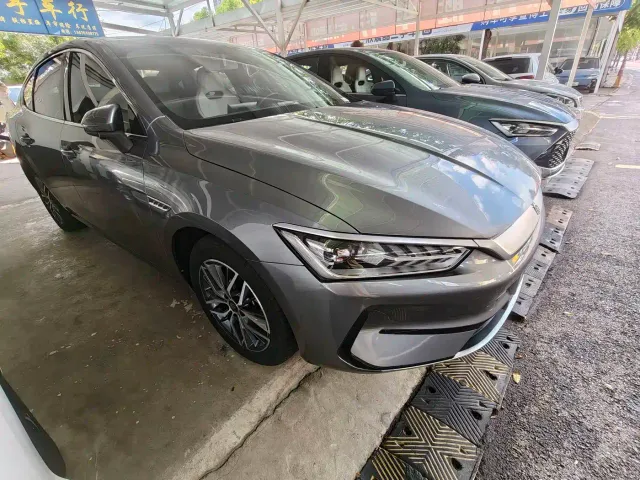 BYD Qin PLUS — Фото автомобиля 3