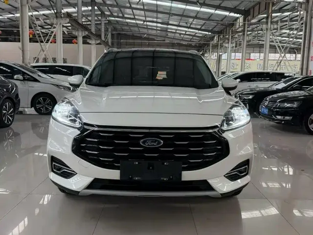 Ford Ford Escape 2024 Model EcoBoost 245 4WD Premium Edition — Фото автомобиля 2