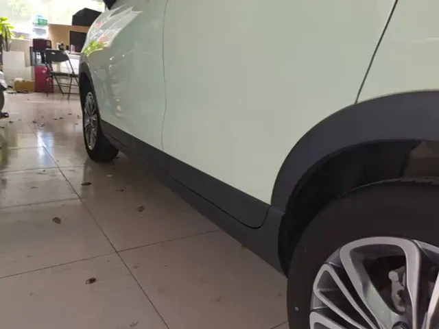Leapmotor T03 — Фото автомобиля 21