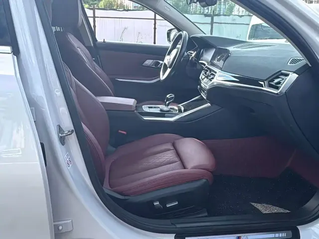 BMW 3 Series — Фото автомобиля 5