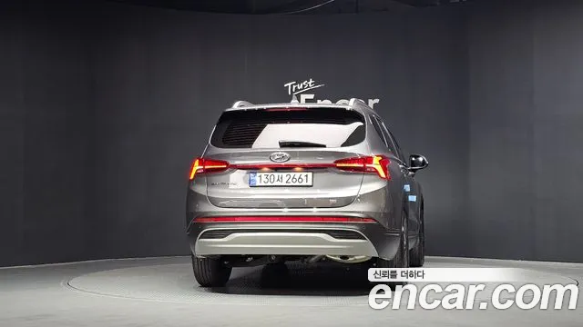 Hyundai Santafe — Фото автомобиля 4