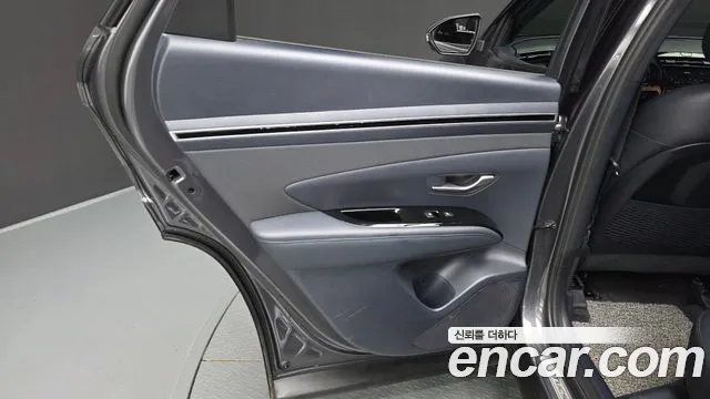 Hyundai Tucson Tucson (NX4) Бензин 1.6 турбо 2WD — Фото автомобиля 20