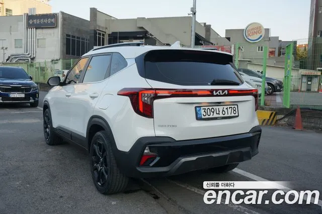 Kia Seltos Бензин 1.6 турбо 2WD — Фото автомобиля 4