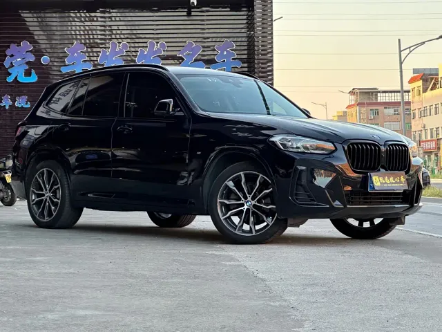 BMW X3 — Фото автомобиля 3