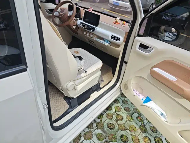 Wuling Hongguang Mini EV — Фото автомобиля 19