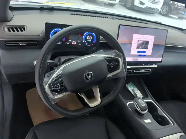 Changan Eado — Фото автомобиля 13
