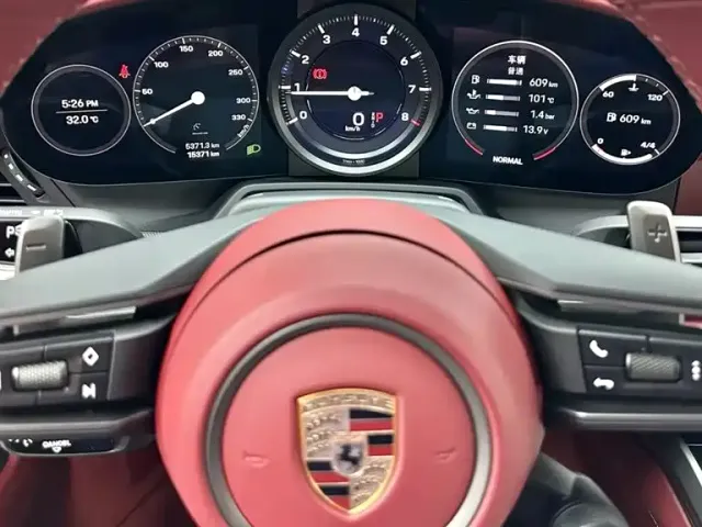 Porsche 911 — Фото автомобиля 14