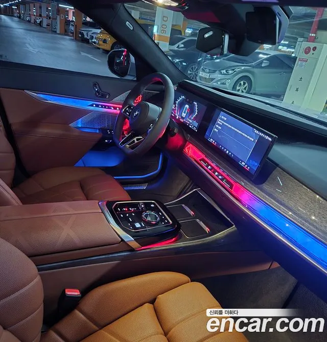 BMW 7 Series G70 — Фото автомобиля 6