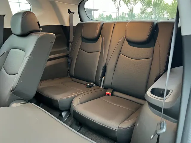 Chevrolet Orlando — Фото автомобиля 10