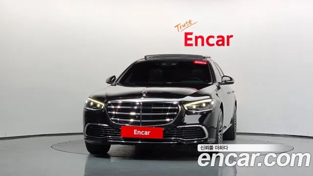 Mercedes-Benz S-Class — Фото автомобиля 2