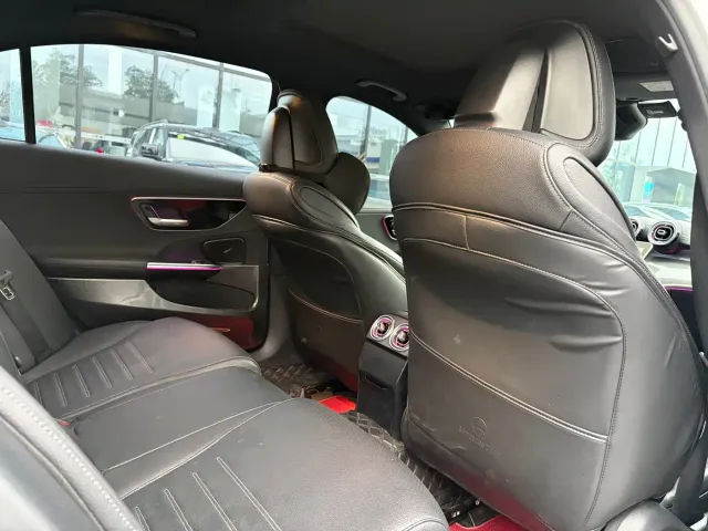 Mercedes-Benz C-Class — Фото автомобиля 12
