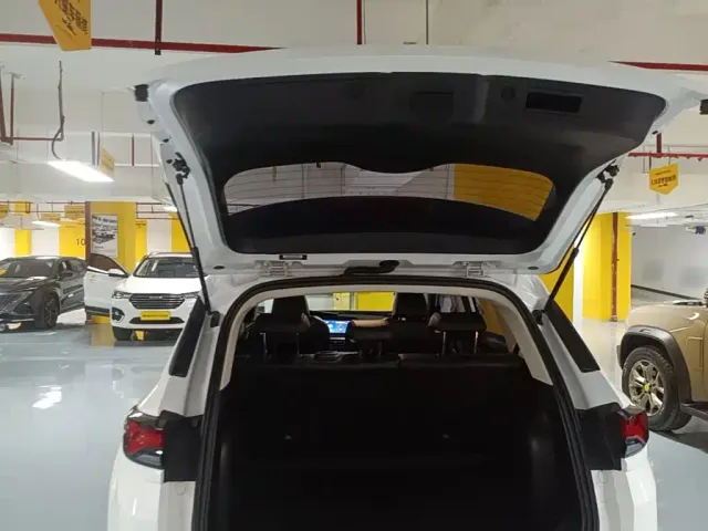 Changan CS35 Plus — Фото автомобиля 18