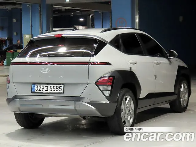 Hyundai Kona SX2 — Фото автомобиля 4
