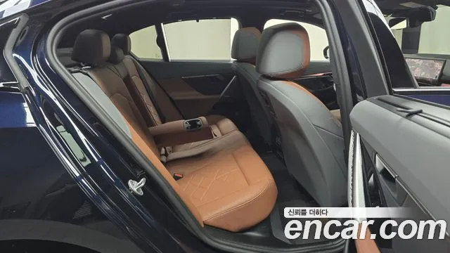 BMW 5-Series 5 серия (G60) 530i xDrive M Sport — Фото автомобиля 10