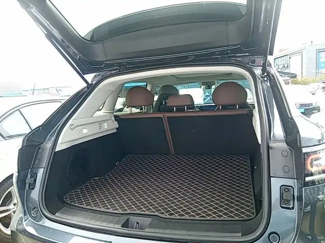 Leapmotor C11 — Фото автомобиля 8