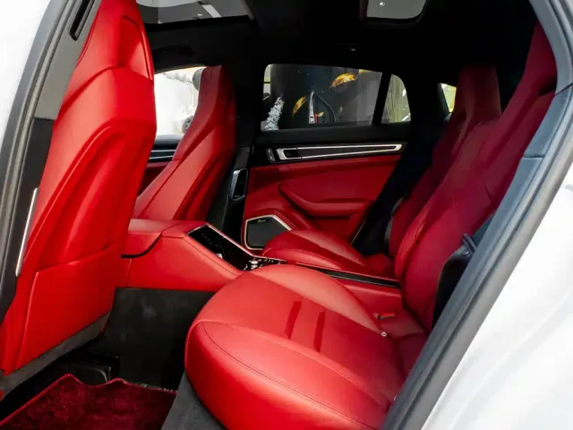 Porsche Panamera — Фото автомобиля 30