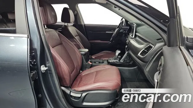Kia Seltos — Фото автомобиля 16