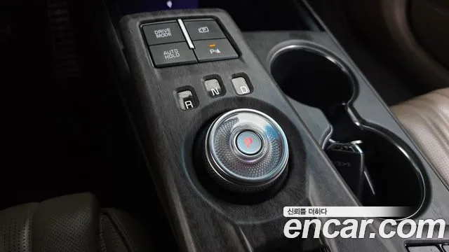 Kia K8 Hybrid — Фото автомобиля 9