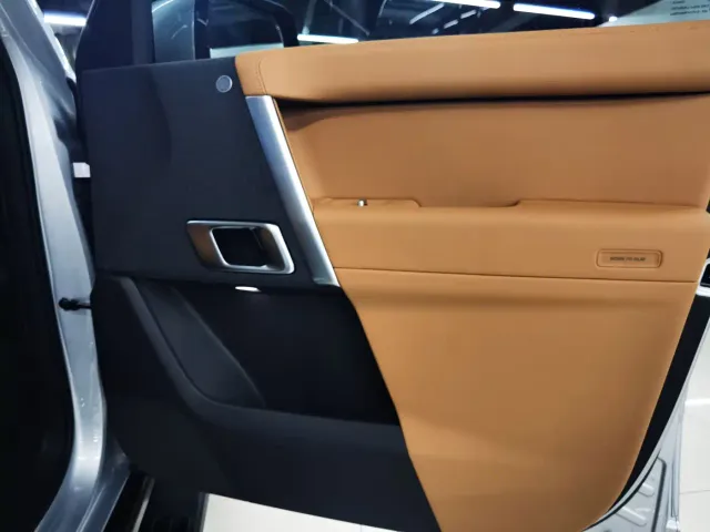 iCAR V27 — Фото автомобиля 16