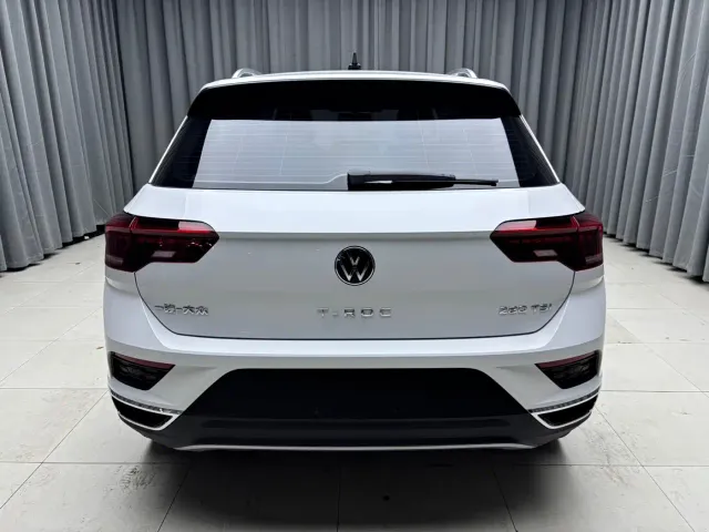 Volkswagen T-Roc — Фото автомобиля 5