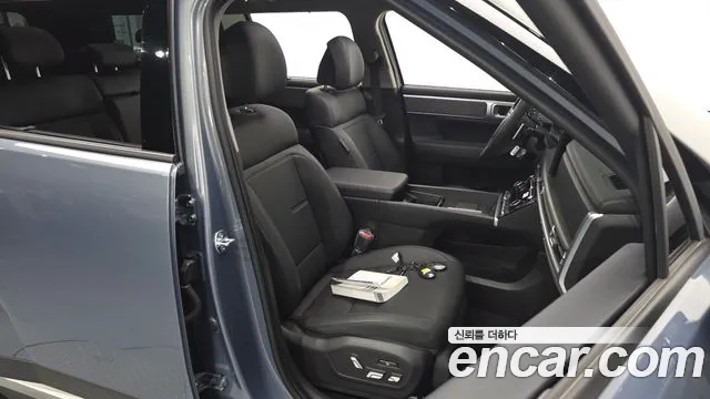Hyundai Santafe Santa Fe (MX5) Бензин 2.5T 2WD — Фото автомобиля 21