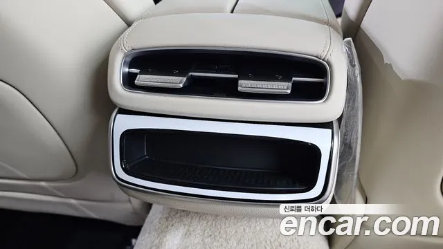 Genesis G80 Бензин 2.5 турбо AWD — Фото автомобиля 30